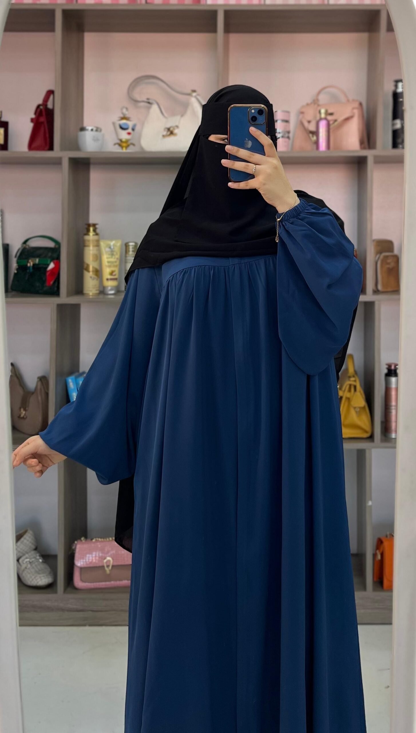31dbef0b-156c-4ef3-8ed6-4d48f86cc992-scaled-1.jpeg ABAYA RAZAN-عباية رزَان - الصورة 1