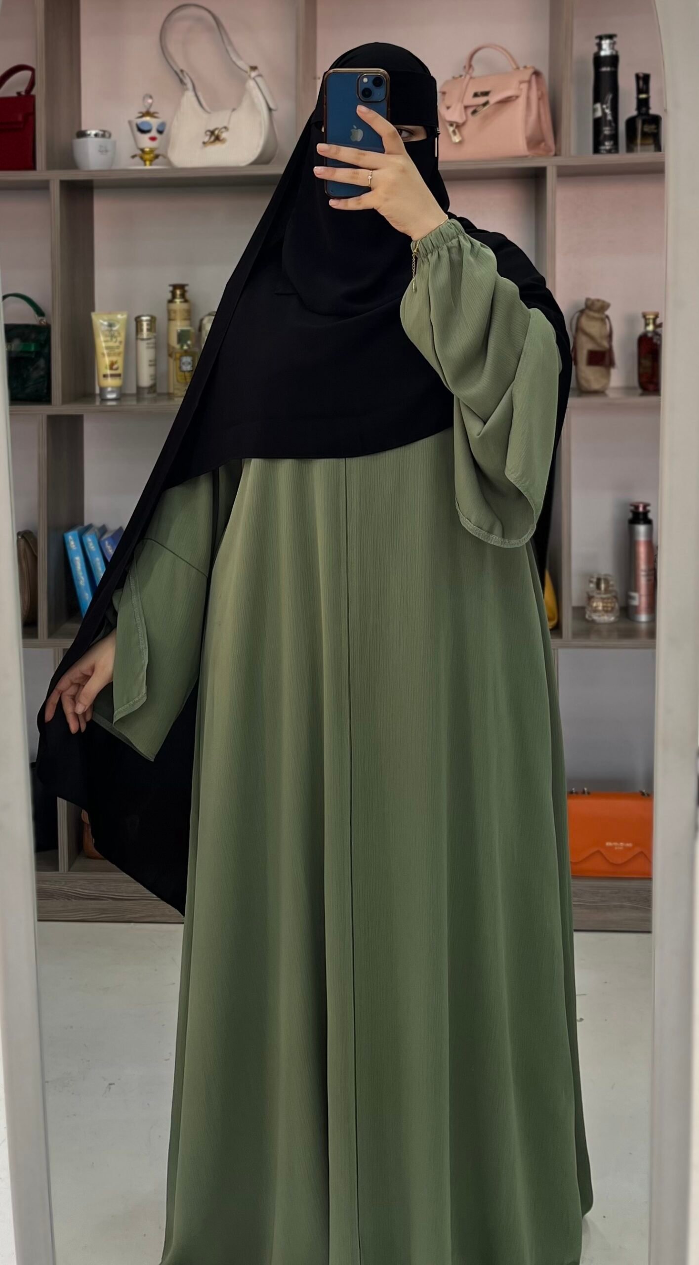IMG_5527-scaled-1.jpeg ABAYA OUMAIMA- عباية أميمَة - الصورة 1